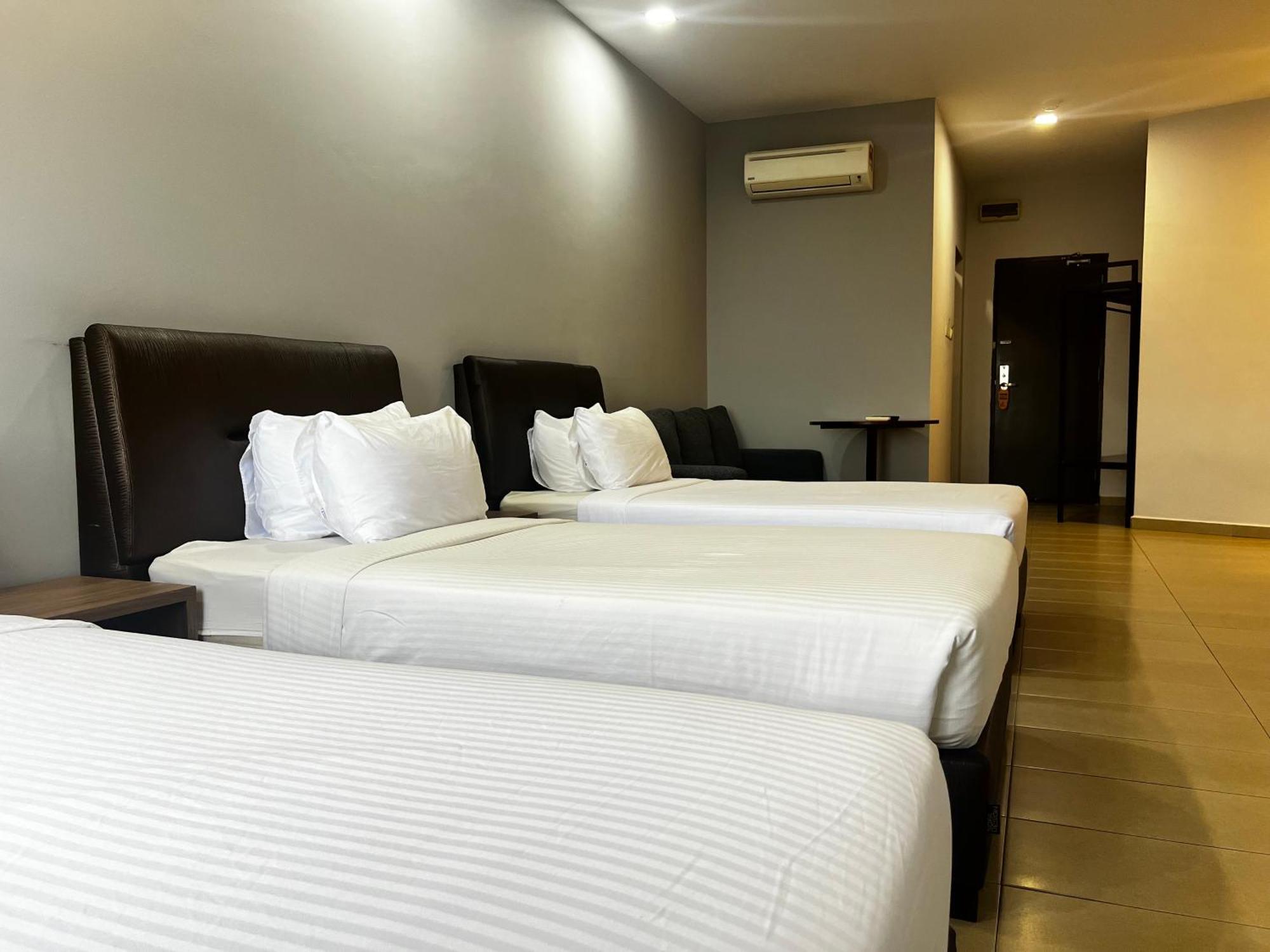 Sin Lien Hotel Kluang Exterior photo