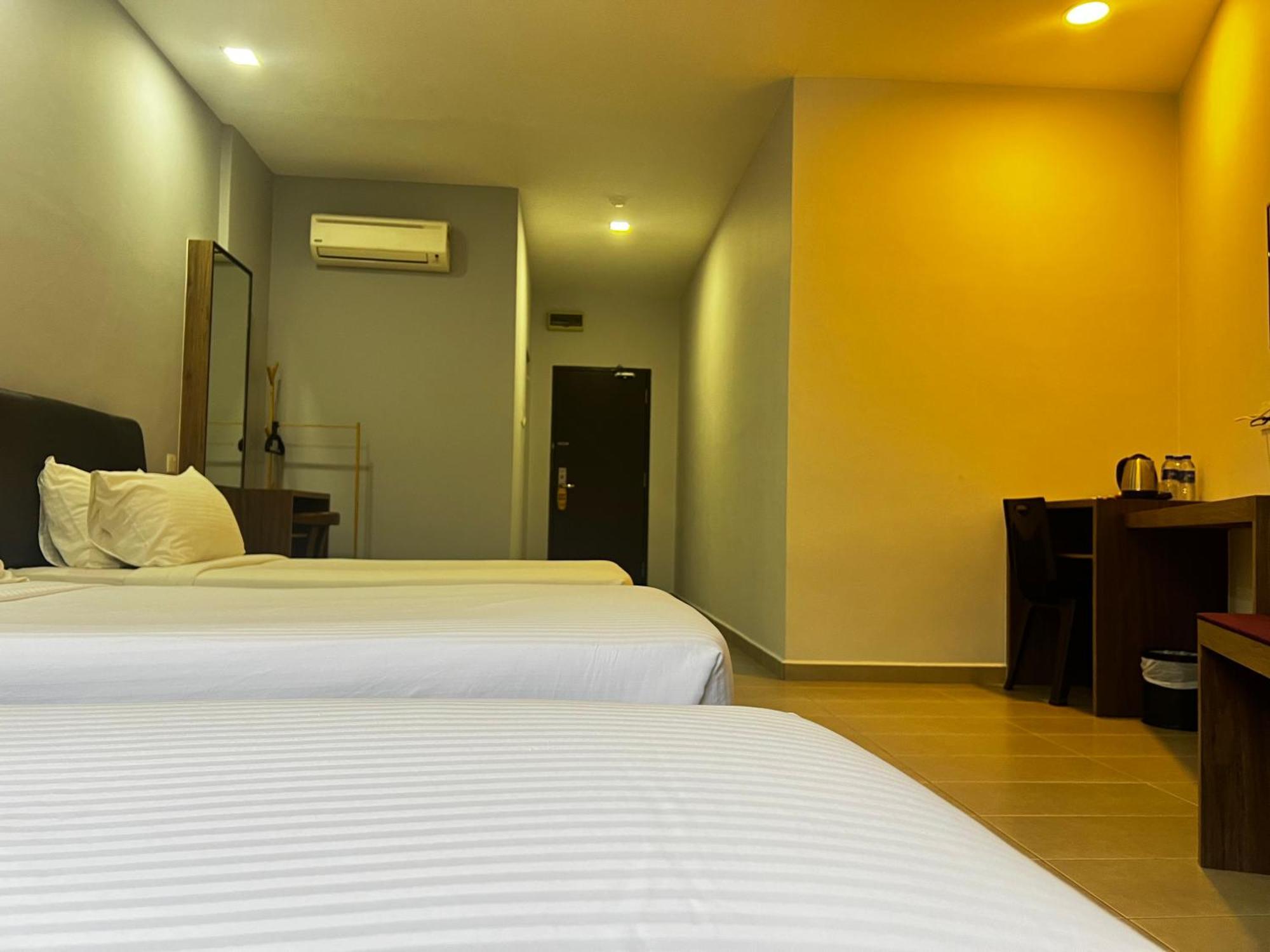 Sin Lien Hotel Kluang Exterior photo